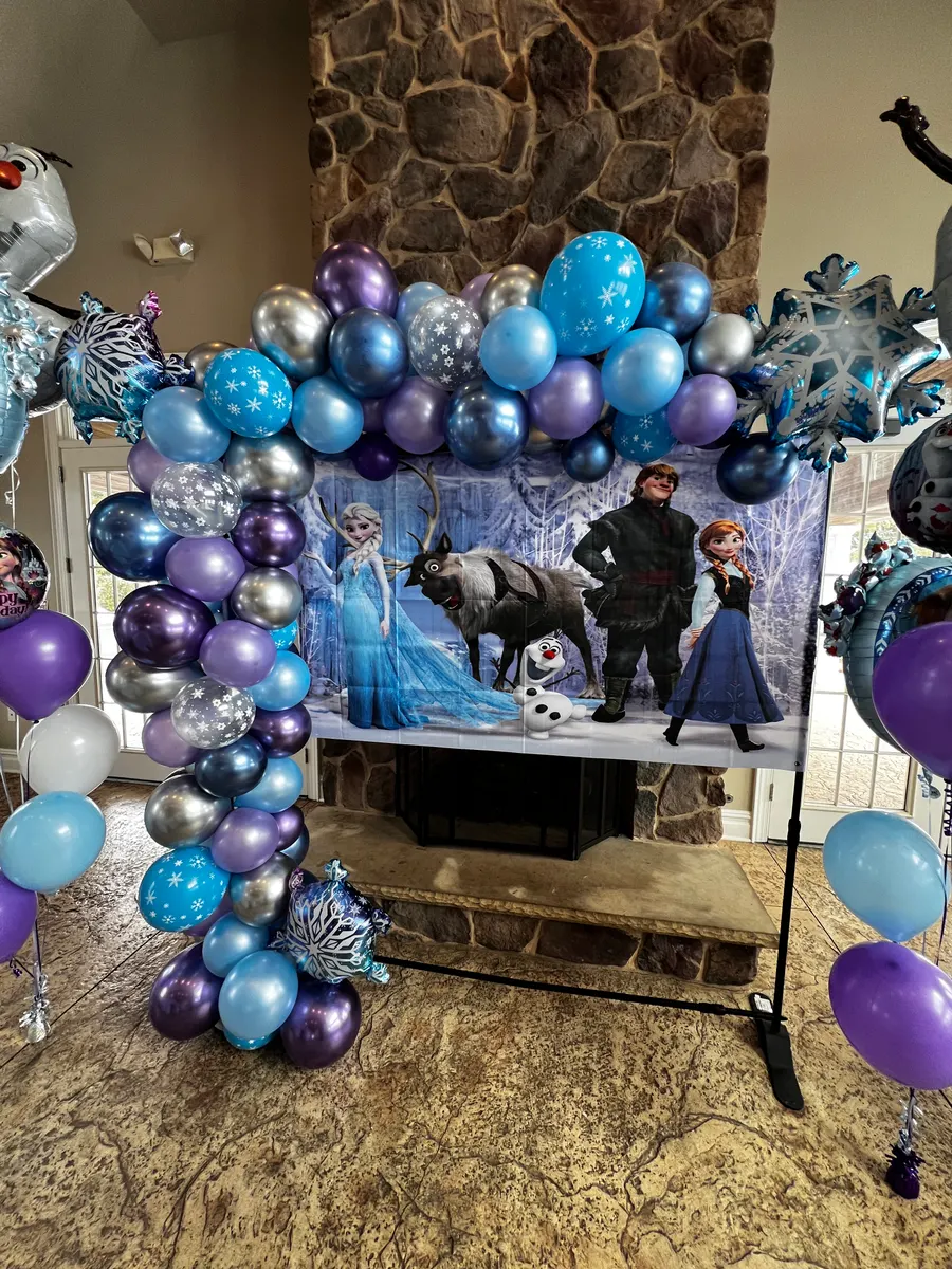 Frozen themed balloon garland in blue, purple and silver